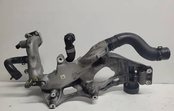 Mercedes-Benz B W246 W242 Generator/alternator bracket A6512011709 LF00071 A0446200
