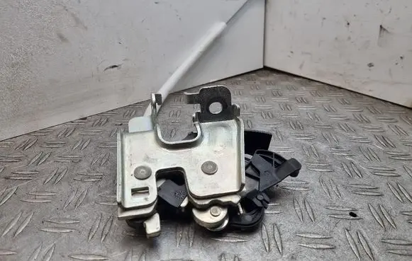 Renault Laguna III Seat back rest lock catch 883910003R