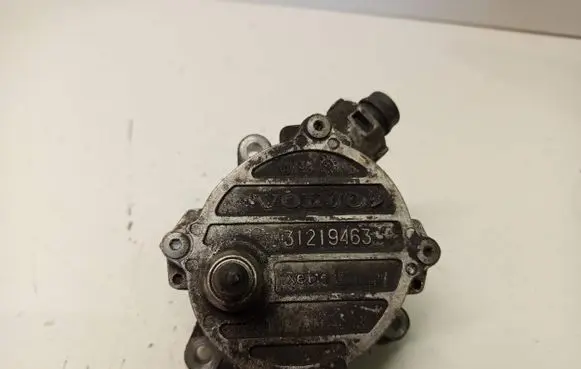 Volvo XC60 Vacuum pump 31219463