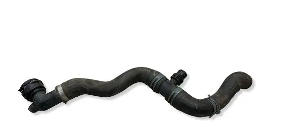 Audi A4 Allroad B9 Engine coolant pipe/hose 