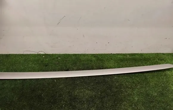 Lexus RX 330 - 350 - 400H Front door trim (molding) 7573248030
