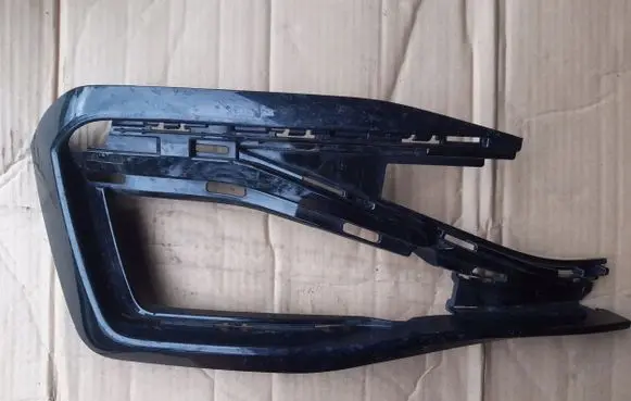Volkswagen PASSAT B8 Front bumper lower grill 3G0853793C