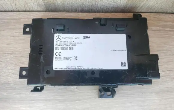 Mercedes-Benz C W205 Battery control module A2059008143