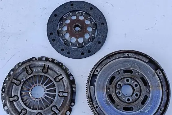 Audi A4 S4 B5 8D Clutch set kit 058141031A