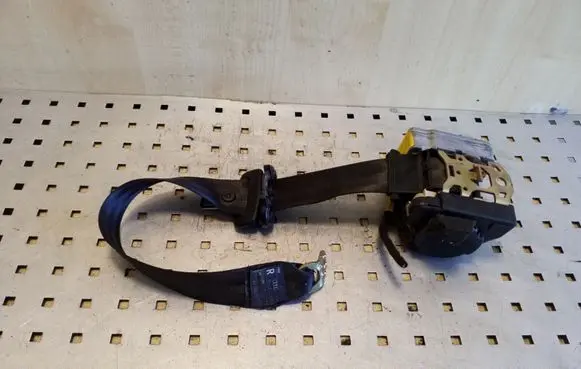Audi A3 S3 8L Rear seatbelt 8L3857806
