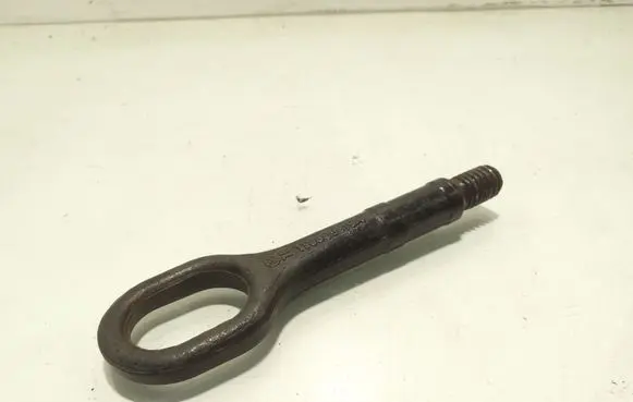 Volkswagen PASSAT B7 Towing hook eye 1T0805615A