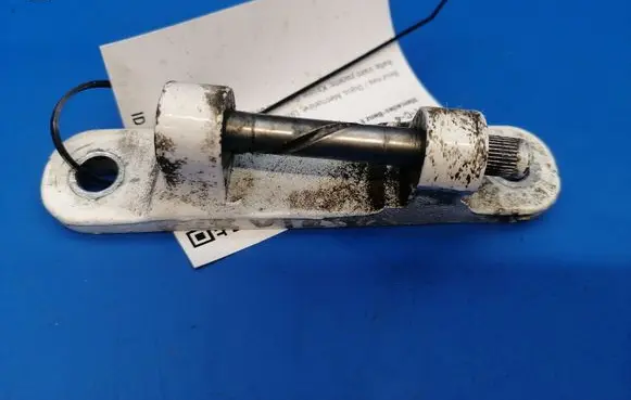 Mercedes-Benz E W123 Rear door upper hinge