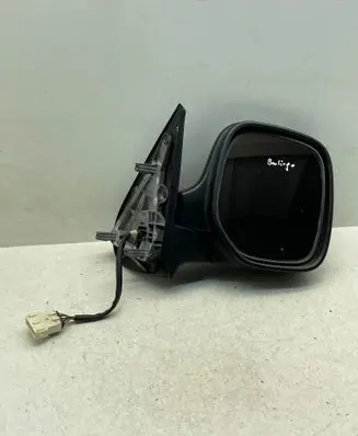 Front door electric wing mirror