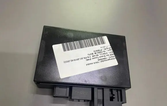 BMW 2 F46 Tow bar trailer control unit/module 6872320