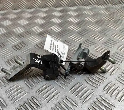 Lexus GS 300 400 430 Rear door hinge set 6877030100 6876030120