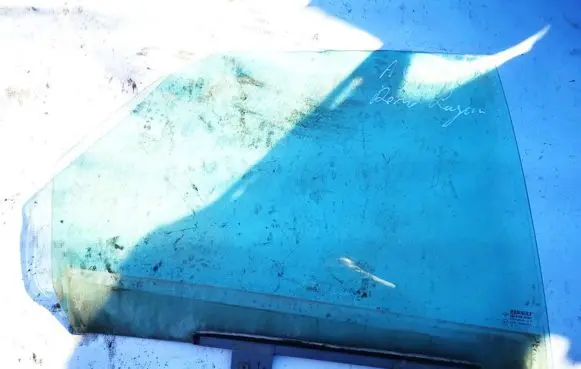 Renault Laguna I Rear door window glass 