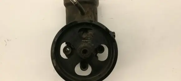 Toyota Corolla Verso E121 Power steering pump 12180