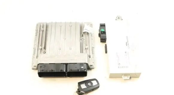 BMW M6 Engine ECU kit and lock set 7838711 12147838711 6943791