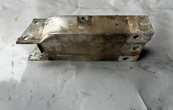 Mercedes-Benz E W212 Front bumper shock/impact absorber A2126200095