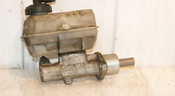Renault Espace III Master brake cylinder 6025370495 7700432324