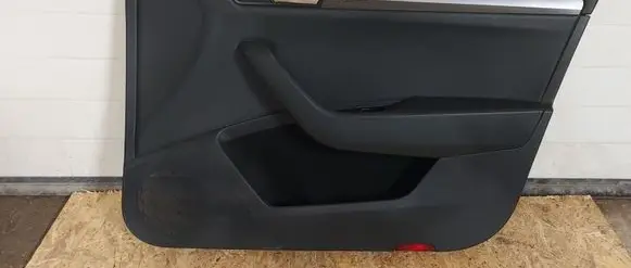 Skoda Superb B8 (3V) Front door card panel trim 3V1867012