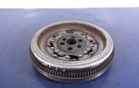 Volkswagen Touran II Clutch set kit 03L105266CM