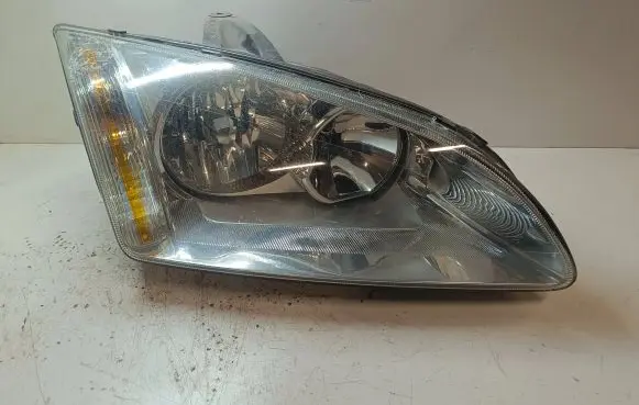 Ford Focus Headlight/headlamp 10178 10179