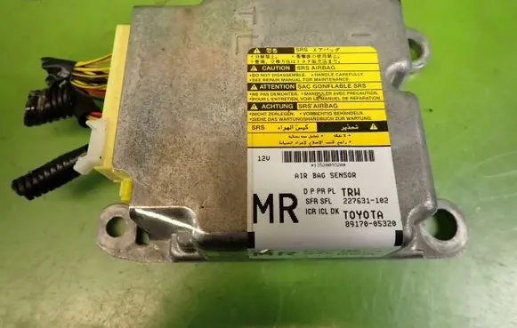 Toyota Avensis T270 Airbag control unit/module