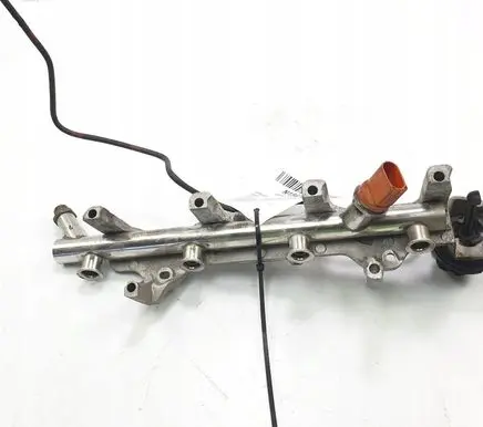Audi A8 S8 D4 4H Fuel main line pipe 079133315BD