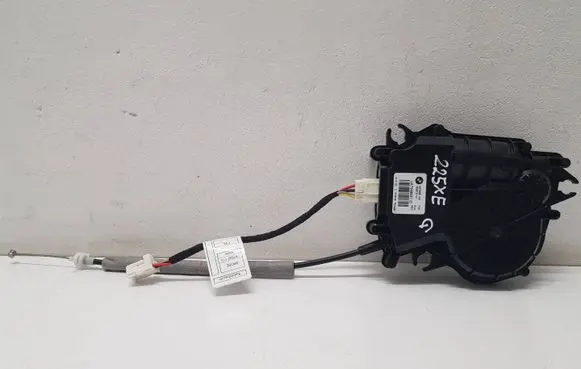 BMW 2 F45 Tailgate/trunk/boot lift motor 16367210 UA734853110 C27838105