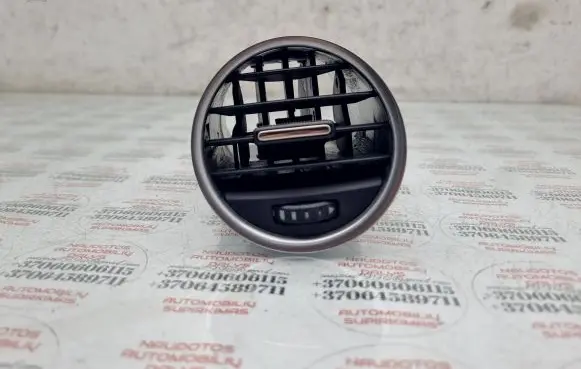 Seat Exeo (3R) Dashboard side air vent grill/cover trim 3R0820902