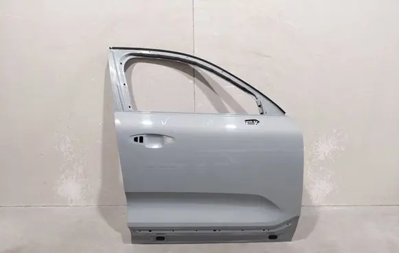 Volvo XC40 Front door 