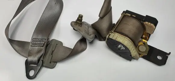 Renault Scenic I Front seatbelt 432478B