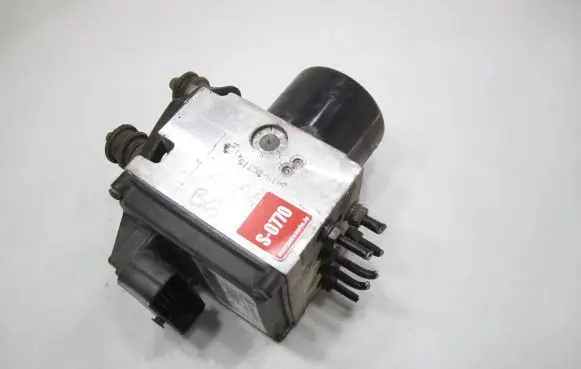 Volkswagen PASSAT B6 ABS Pump 3C0614095P 16332401 16332501A