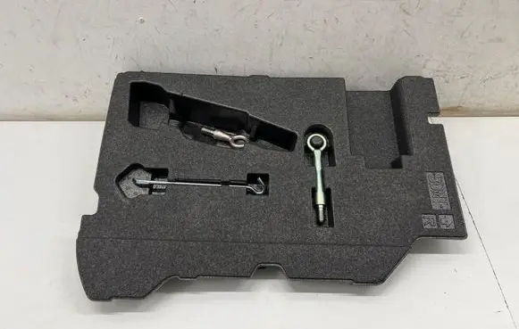 Mazda 3 Glove box in trunk BDMT688MY