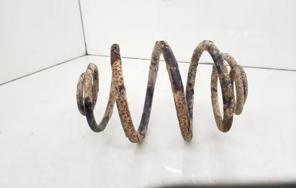 Opel Astra F Rear coil spring