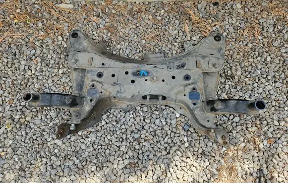Toyota Prius (XW50) Front axle beam 51206-47012
