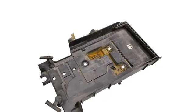 Battery tray