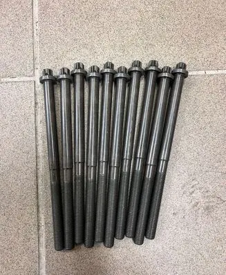 BMW 6 F06 Gran coupe Cylinder head bolts 11127607557