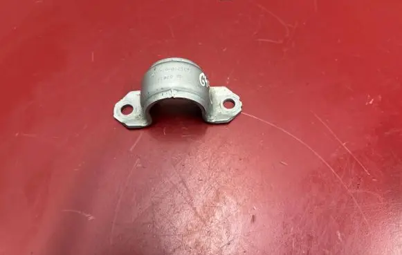 BMW X3 G45 Sway bar bush bracket, front 5A1C290