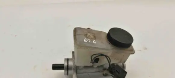 Mazda 626 Master brake cylinder