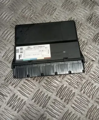 Ford Focus Comfort/convenience module 1S7T15K600FC