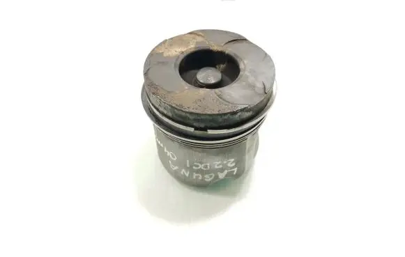 Renault Laguna II Piston 