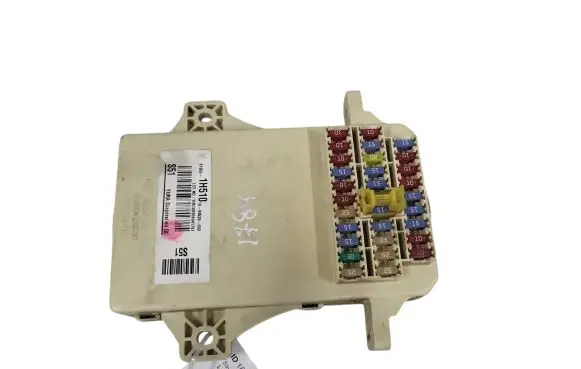 Hyundai i30 Fuse module 919501H510 919502H500 09529003