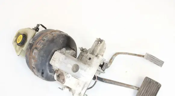 Jaguar XJ X40 Brake booster 3774712024