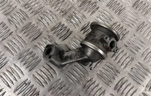 Audi S5 other engine part 06E131102B