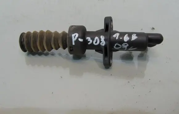 Peugeot 308 Clutch slave cylinder 