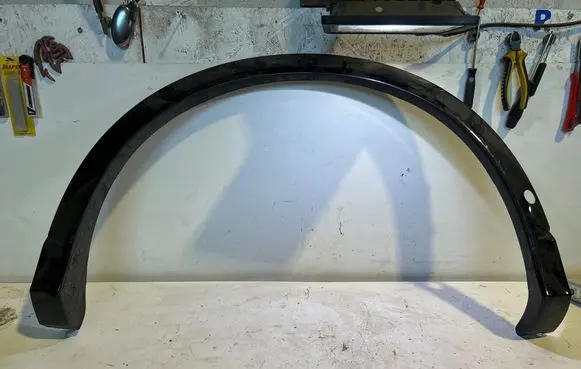 Volkswagen Tiguan Rear arch trim 571853817A