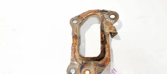 Volkswagen PASSAT B6 Bracket in trunk/boot 