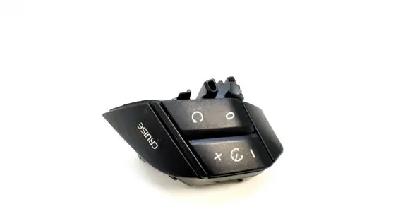Volvo XC90 Steering wheel buttons/switches 8685478
