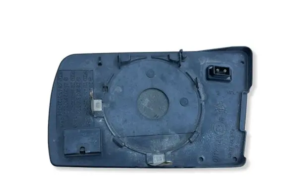 Mercedes-Benz C W202 Wing mirror glass 2028100821