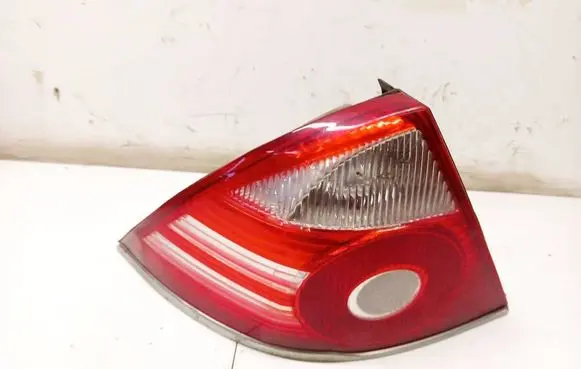 Ford Mondeo Mk III Rear/tail lights E131654 E1313555
