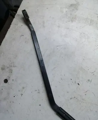 Toyota Avensis Verso Front wiper blade arm