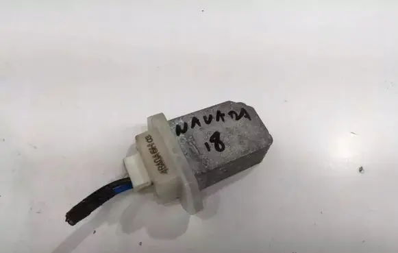 Nissan Navara D23 Heater blower motor/fan resistor 8BA0A6H