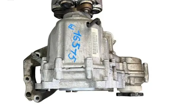 BMW 5 F10 F11 Gearbox transfer box case 8643149 27608643153 8643153
